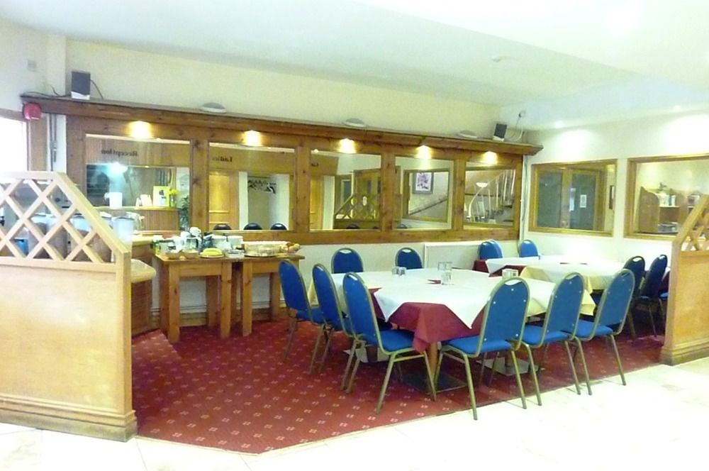 The Highfield 3*
