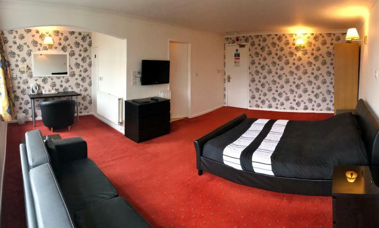 The Highfield 3*